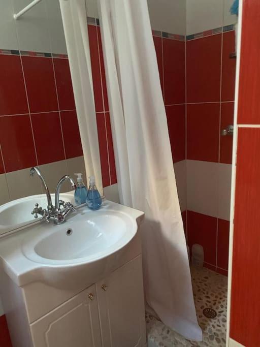 Appt 4 Pers Avec Jardin Ombrage En Centre Ville De Sète Dış mekan fotoğraf
